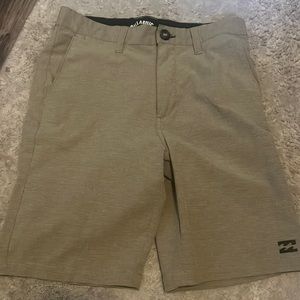 Men’s size 26 Billabonic Crossfire Submersibles
